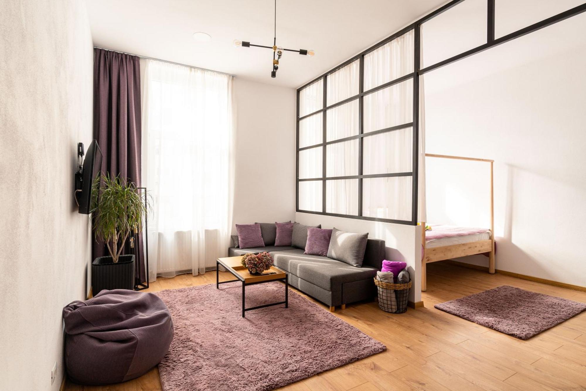 Urban Six Apartments Făgăraş 外观 照片