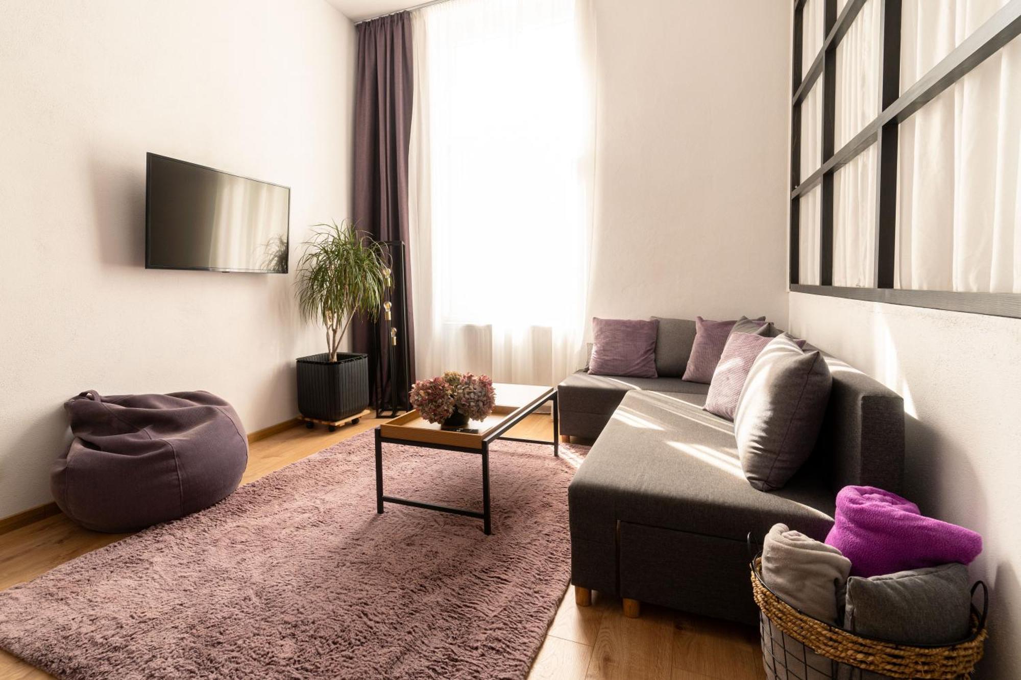 Urban Six Apartments Făgăraş 外观 照片